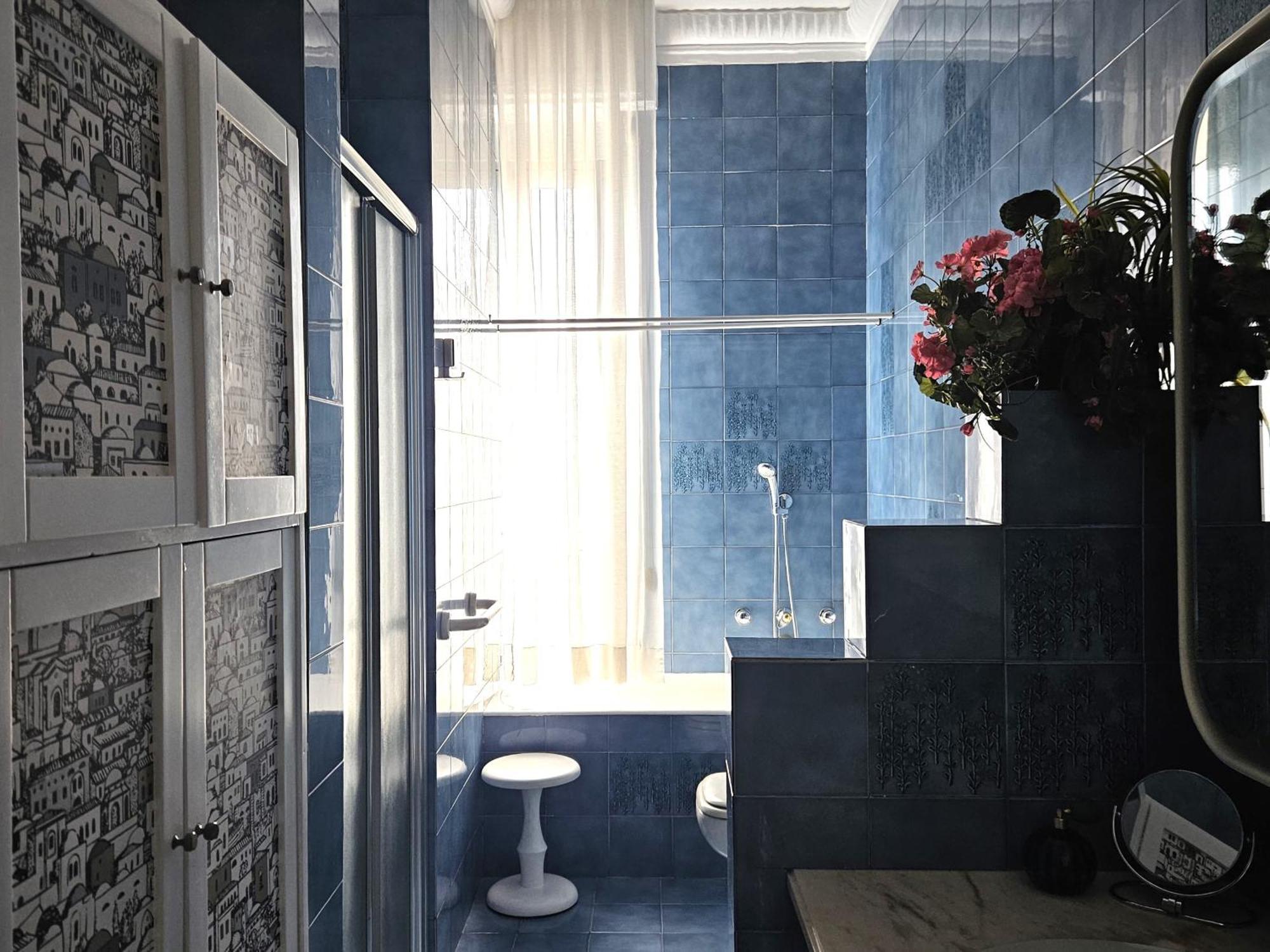 Homegallery - Elegante Appartamento Milanese Esterno foto